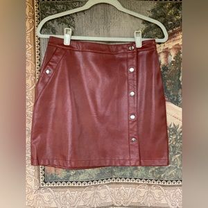 NWT Urban Outfitters Teracotta Vegan Mini Skirt size Medium